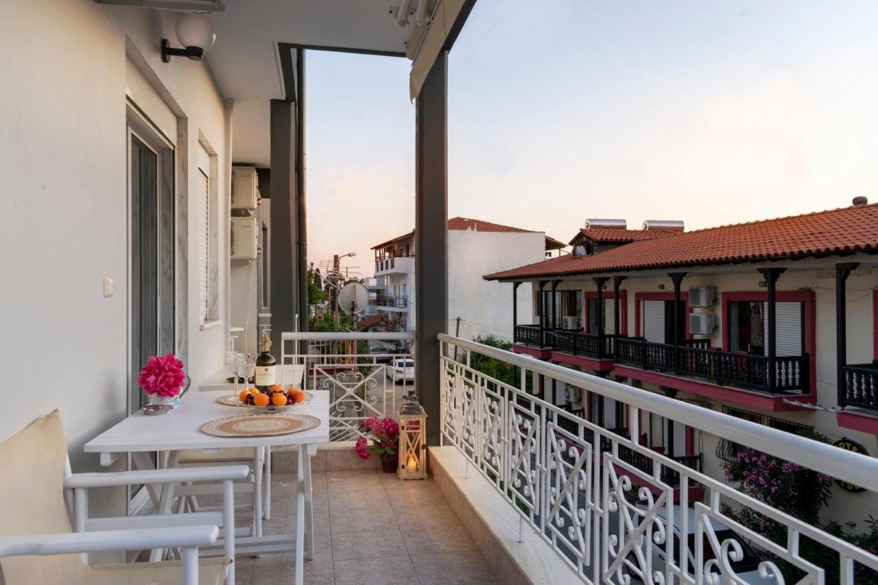 Family Inn Apartments&Suites 新马尔马拉斯 外观 照片