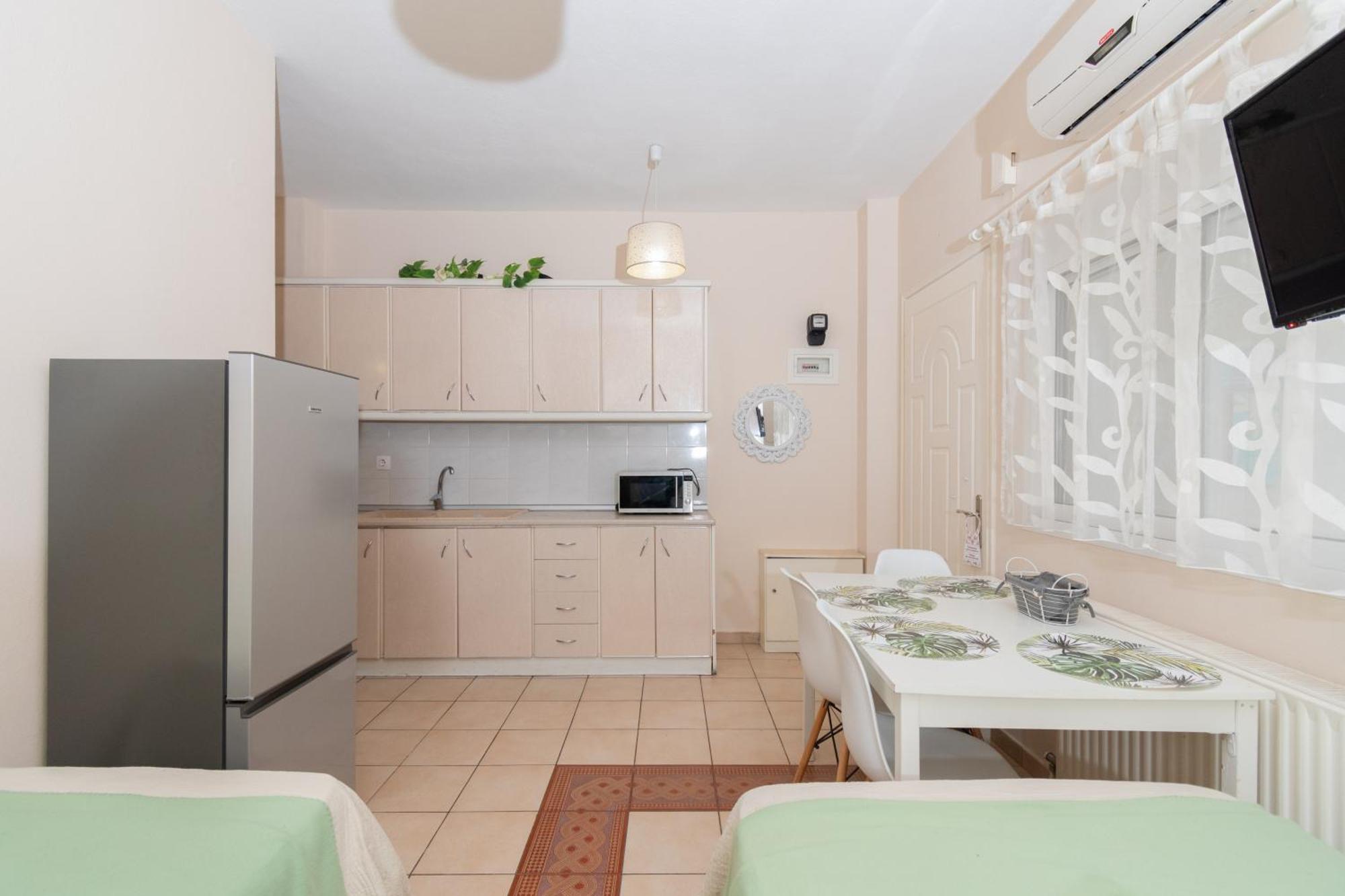 Family Inn Apartments&Suites 新马尔马拉斯 外观 照片