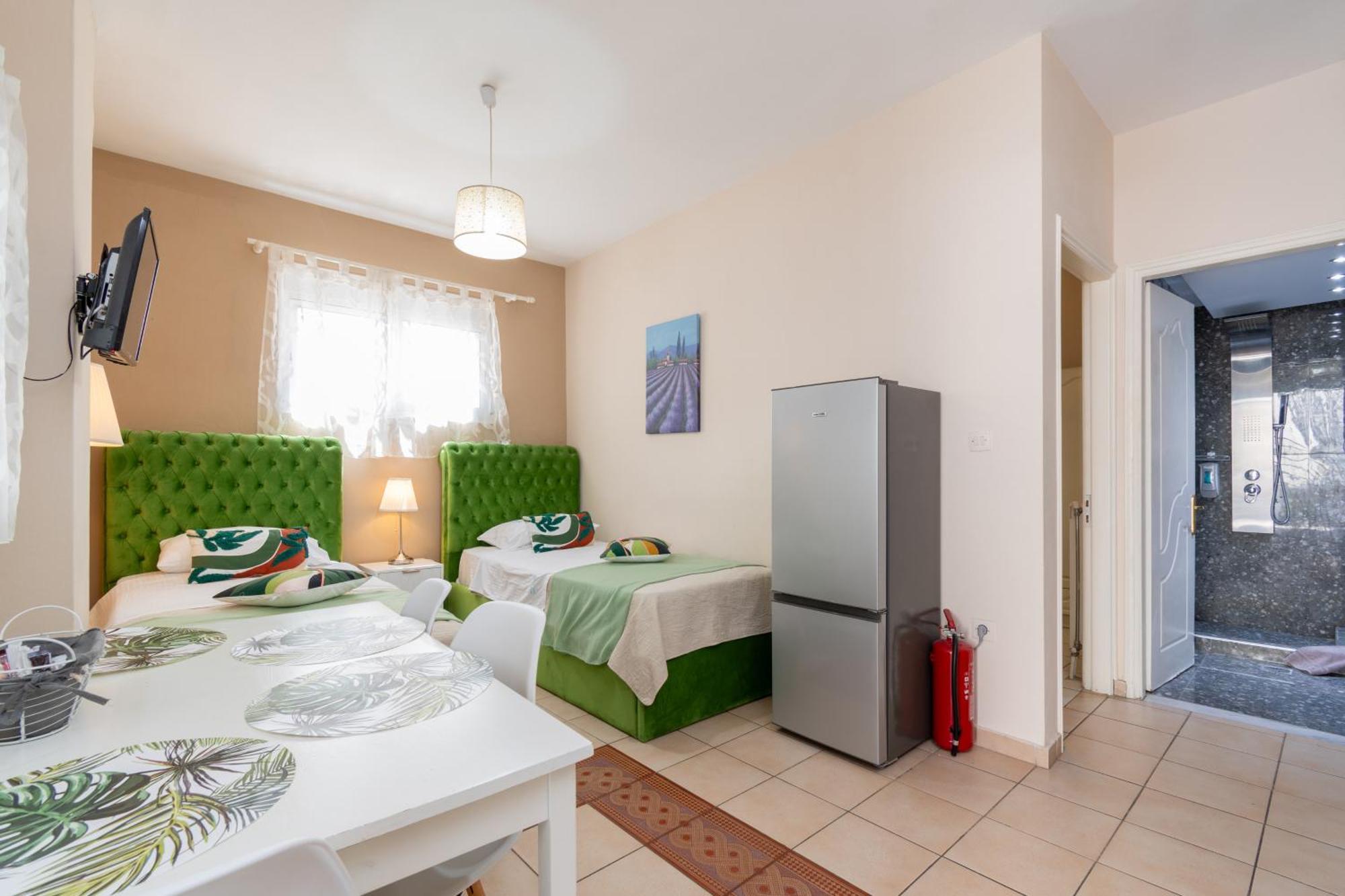 Family Inn Apartments&Suites 新马尔马拉斯 外观 照片